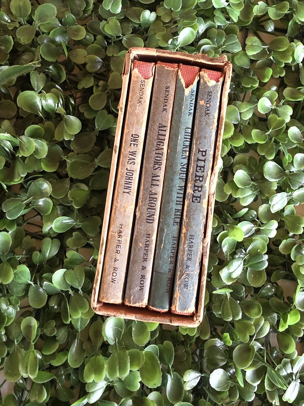 Vintage 1962 Maurice Sendak The Nutshell Library Mini Book Box Set (4 Books)